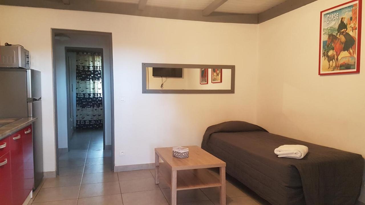 Bungalows Filippi Порто-Векио Екстериор снимка